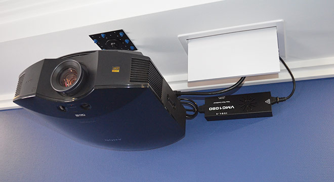 Сетевой фильтр для проектора Isol-8 VMC 1080