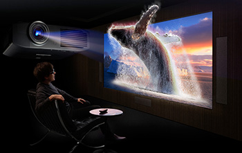 Как выбрать проектор для домашнего кинотеатра?